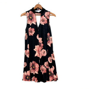 GET IT OUT OF MY CLOSET SALE - New! Black Velvet Floral Shift Dress - M